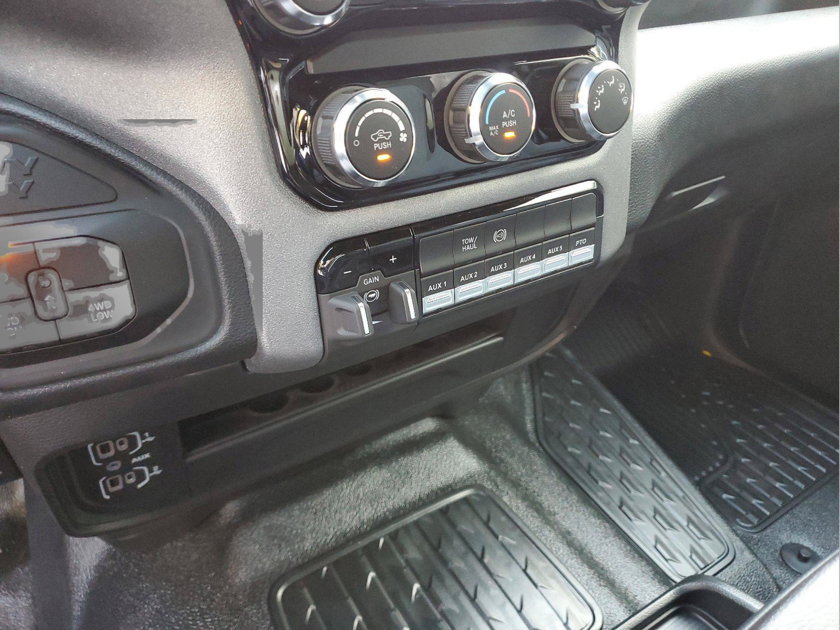 New 2026 RAM 3500 Tradesman w/ Safety Group AWD/4WD image 14