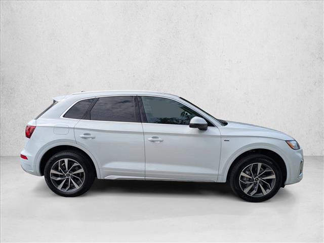 Used 2023 Audi Q5 2.0T Premium Plus w/ Premium Plus Package AWD/4WD image 4
