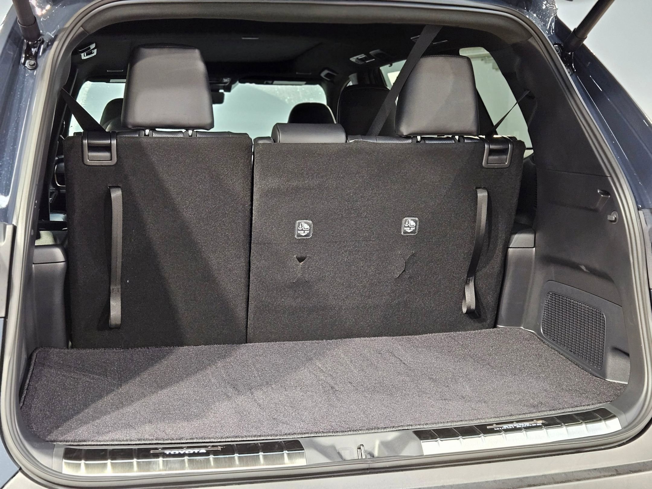 New 2026 Toyota Grand Highlander AWD Hybrid image 23