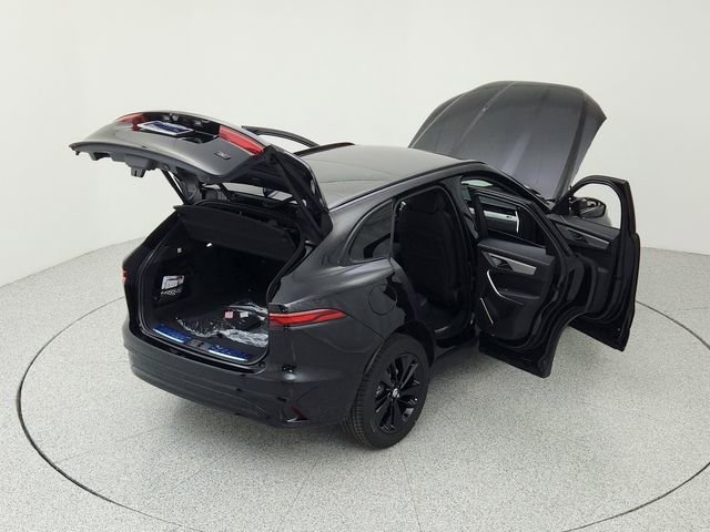 New 2026 Jaguar F-PACE R-Dynamic S image 16