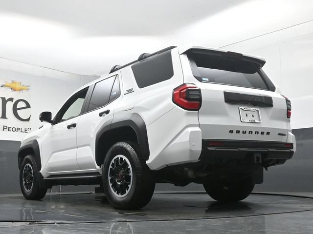 Used 2025 Toyota 4Runner TRD Off-Road Premium AWD/4WD image 5