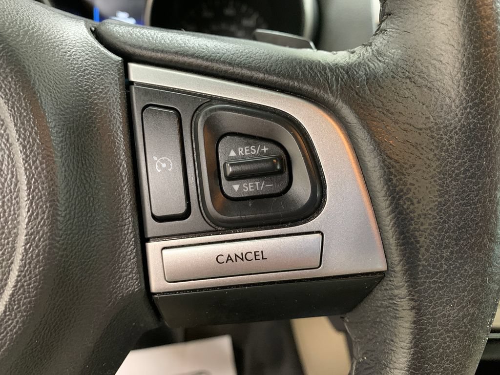 Used 2015 Subaru Legacy 2.5i Premium AWD/4WD image 12