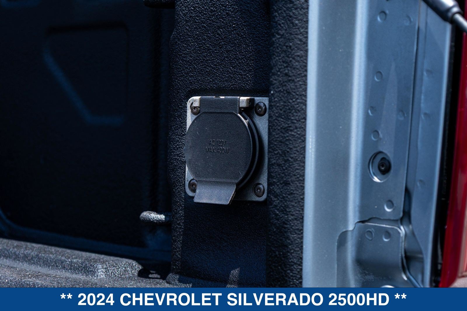 Used 2024 Chevrolet Silverado 2500 Custom w/ Custom Value Package AWD/4WD image 29