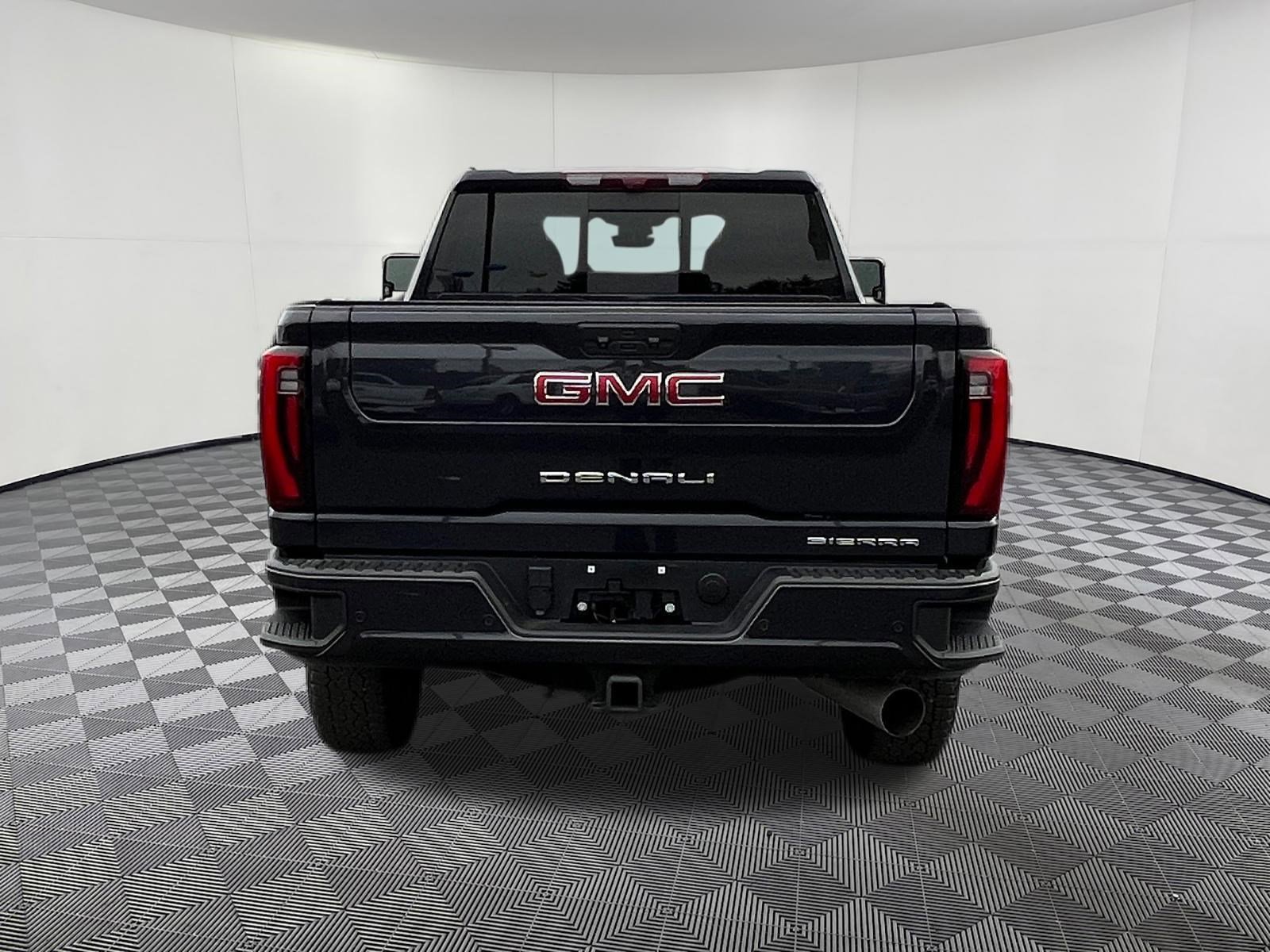 Used 2024 GMC Sierra 2500 Denali w/ Denali Reserve Package image 5