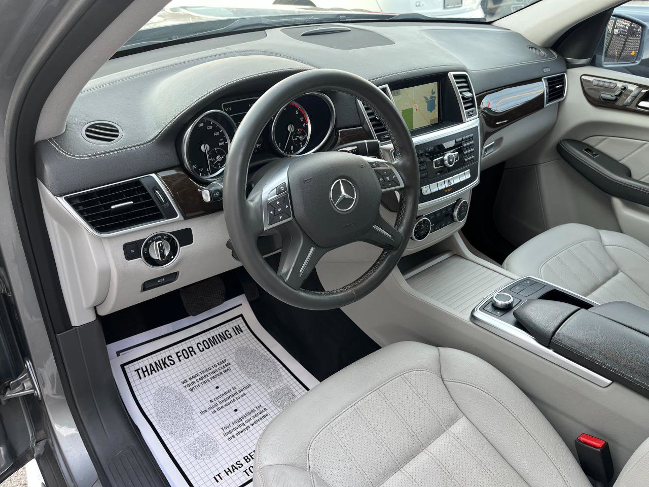 Used 2015 Mercedes-Benz GL 320 GL350 BlueTEC w/ Premium I Package image 10