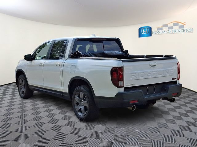 Certified 2024 Honda Ridgeline TrailSport image 4