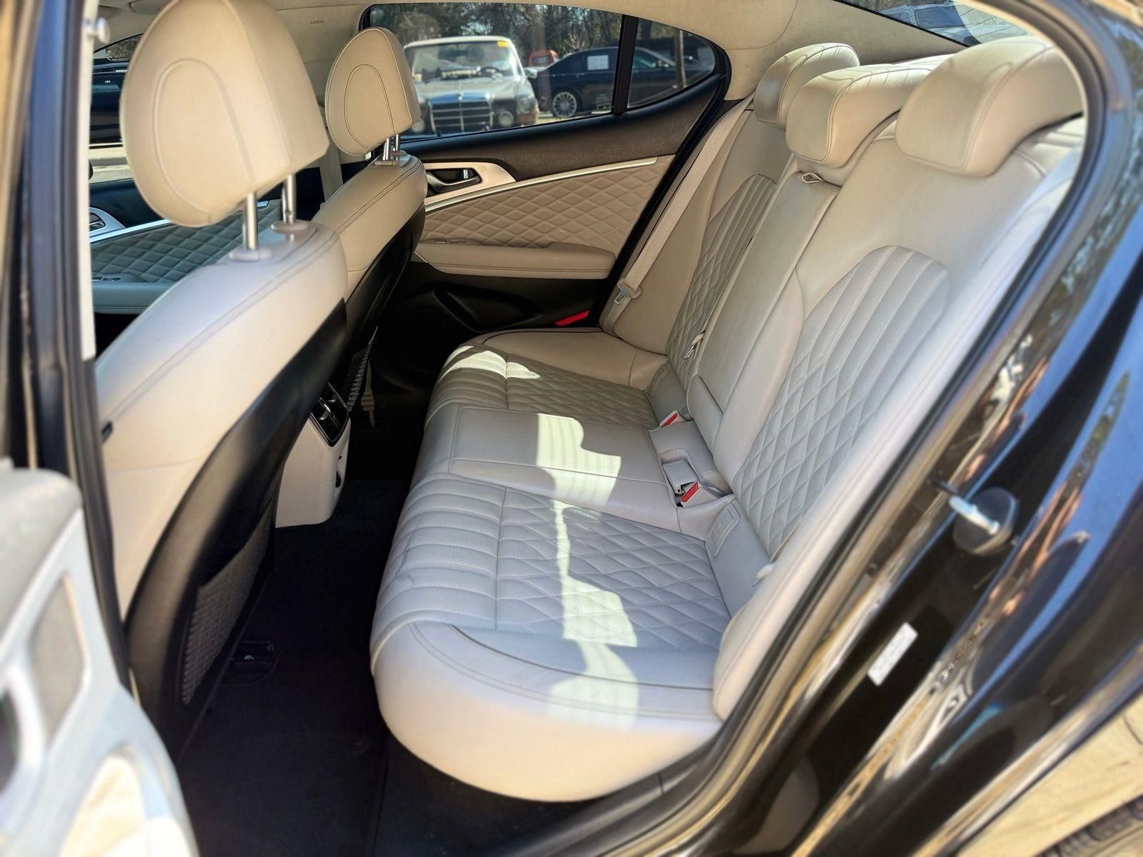 Used 2019 Genesis G70 3.3T Advanced w/ Prestige Package image 27