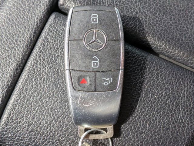 Used 2024 Mercedes-Benz GLE 450e 4MATIC image 27