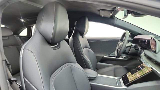 Used 2024 Lucid Air Pure RWD image 21