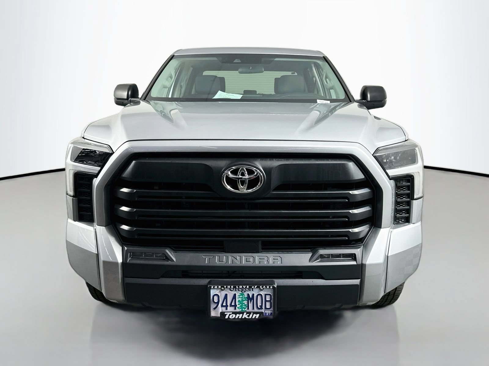 Used 2023 Toyota Tundra SR5 RWD image 2