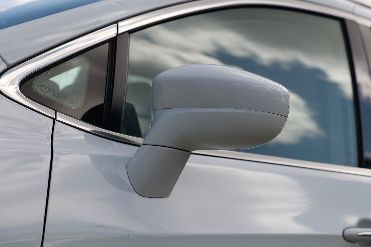 Used 2018 Chrysler Pacifica Touring-L FWD image 30