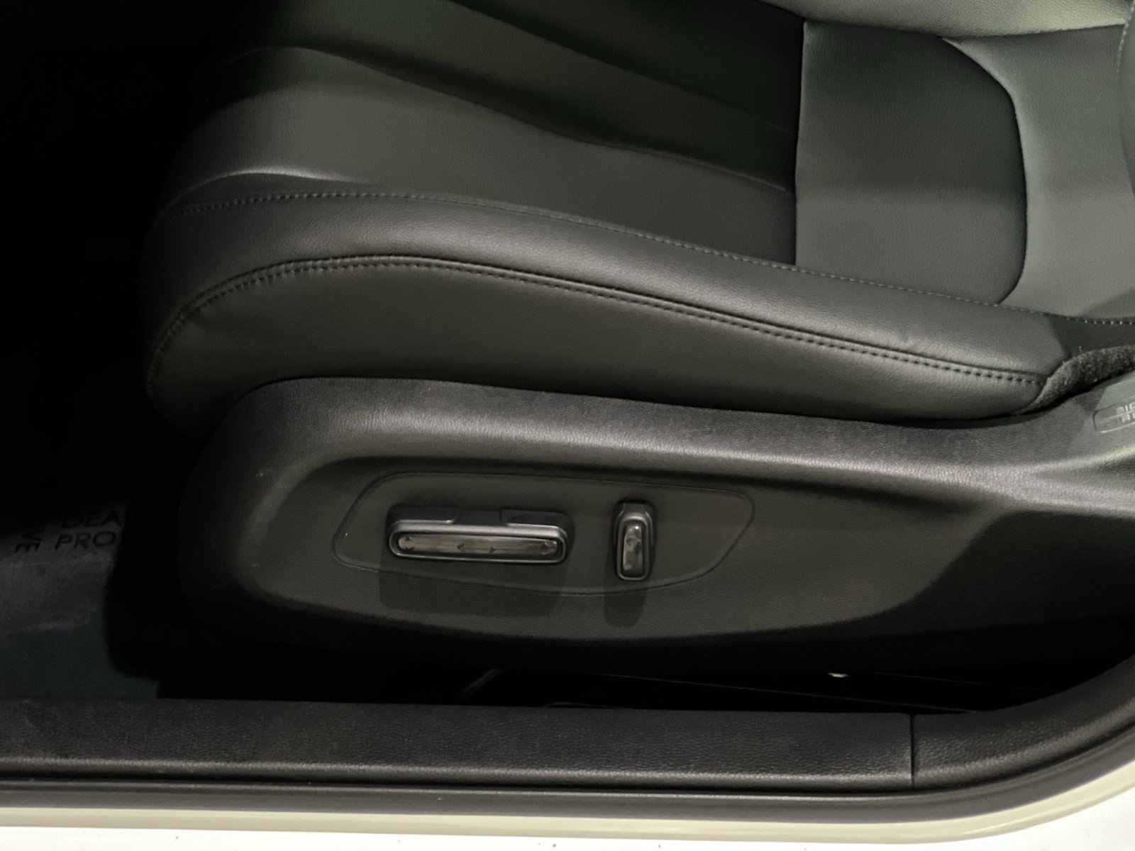 Used 2025 Acura Integra FWD image 19