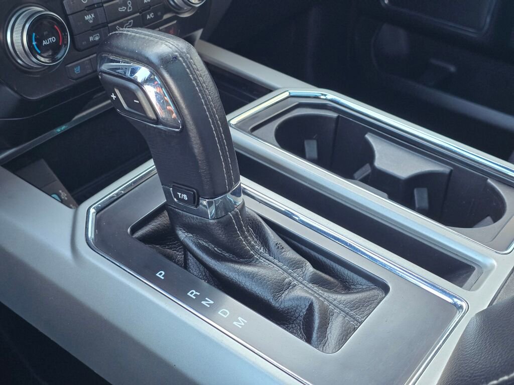 Used 2017 Ford F150 Lariat w/ Equipment Group 502A Luxury image 40