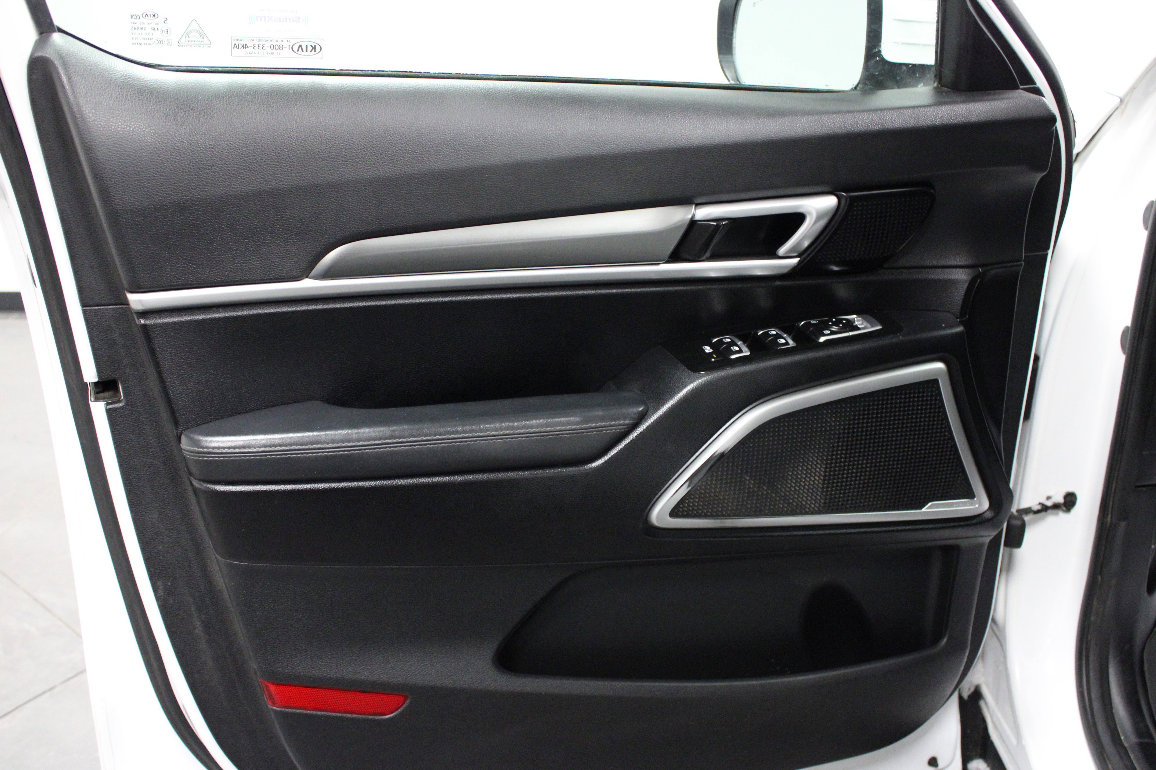 Used 2020 Kia Telluride S image 11