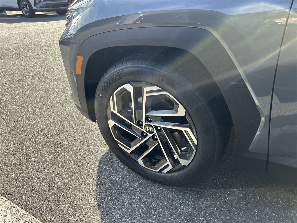 New 2026 Hyundai Tucson Limited image 32