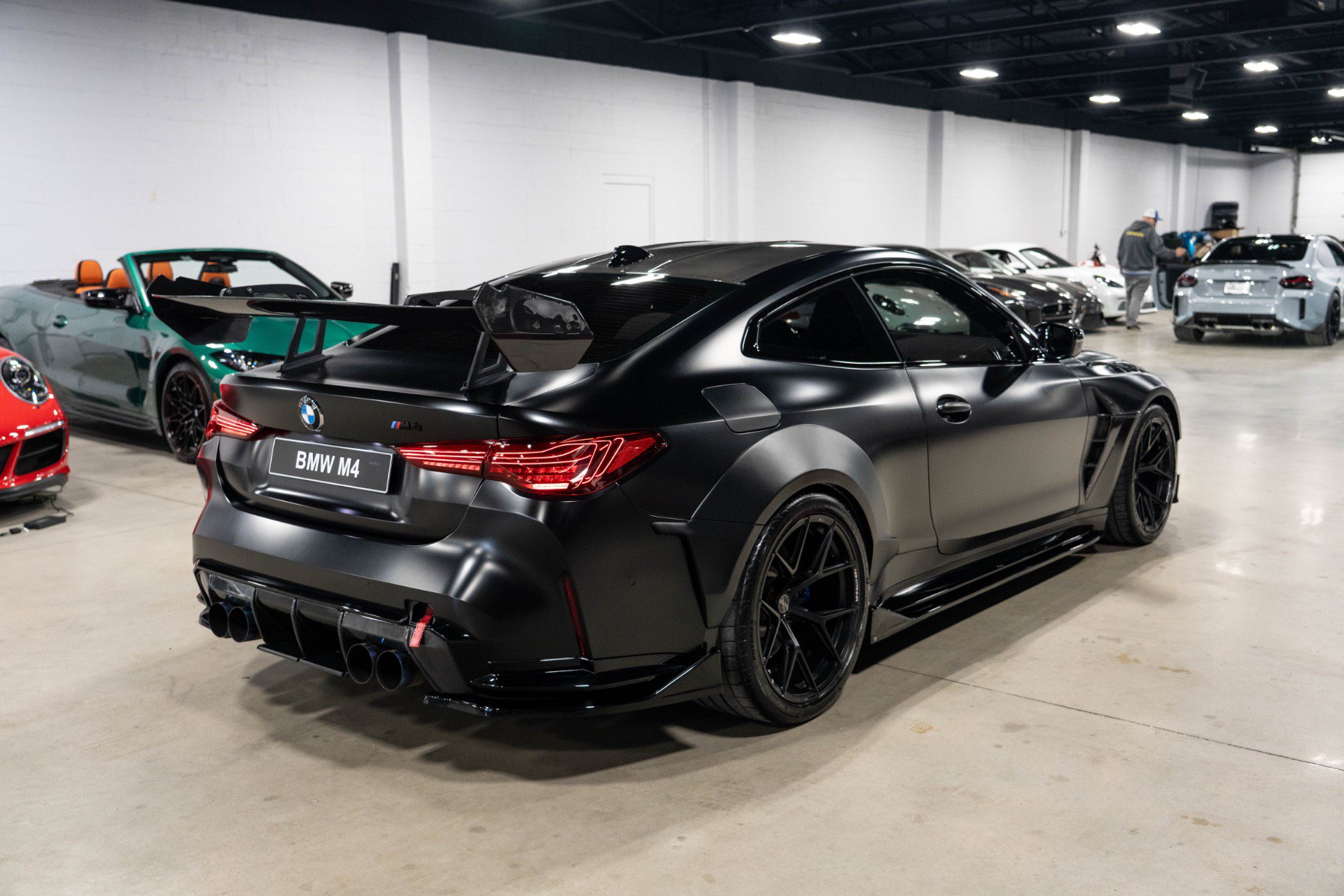 Used 2021 BMW M4 Coupe w/ Executive Package RWD image 5