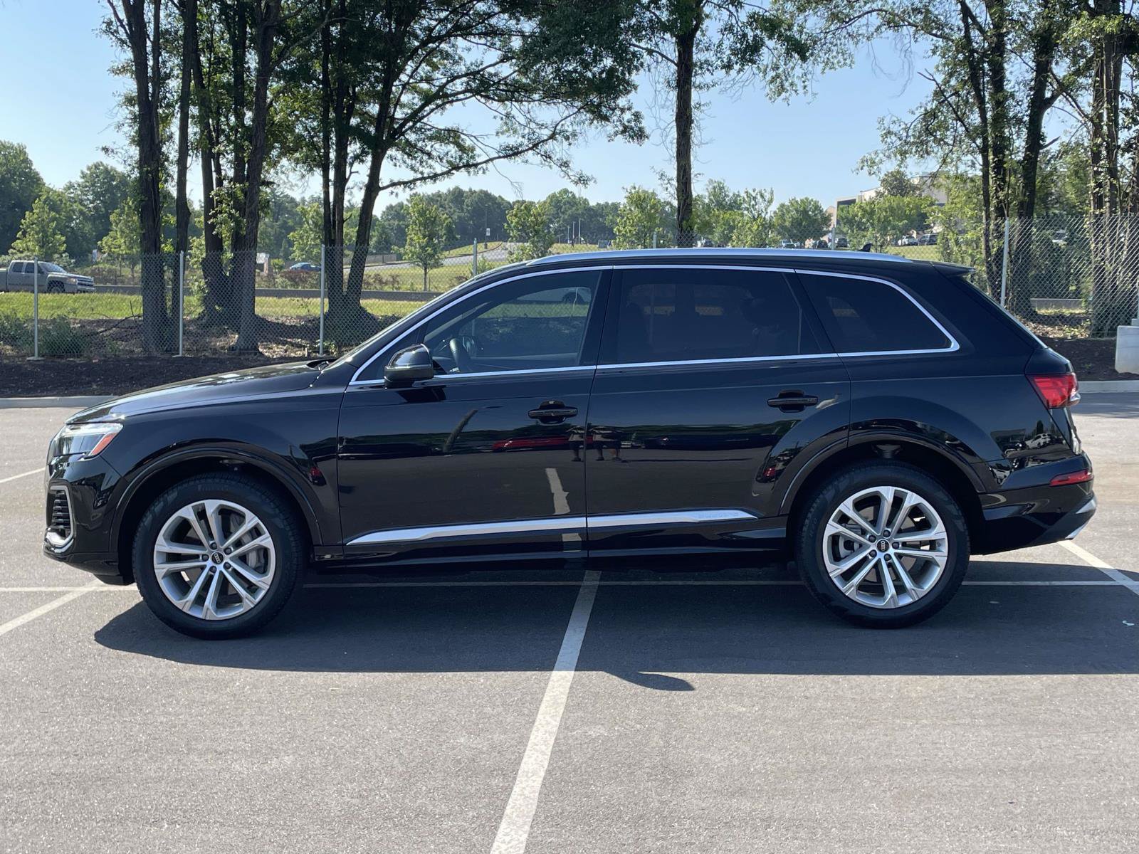Certified 2025 Audi Q7 2.0T Premium Plus w/ Premium Plus Package AWD/4WD image 4