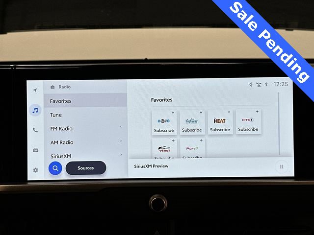 Used 2025 Toyota Crown Signia image 11