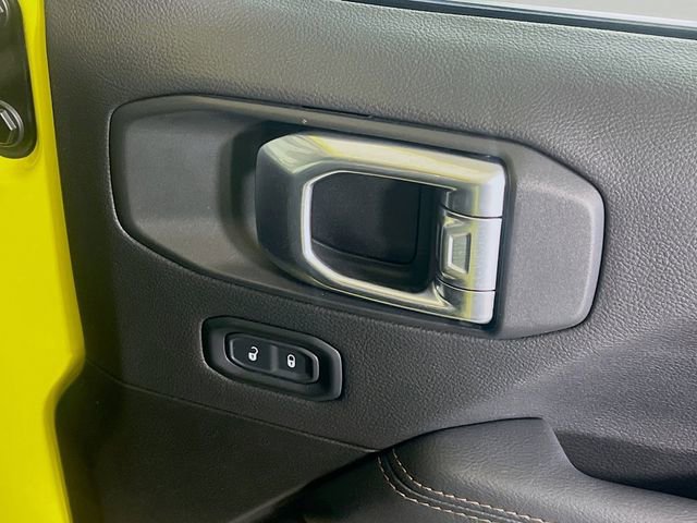 Used 2022 Jeep Wrangler Unlimited Rubicon w/ Trailer Tow Package image 32