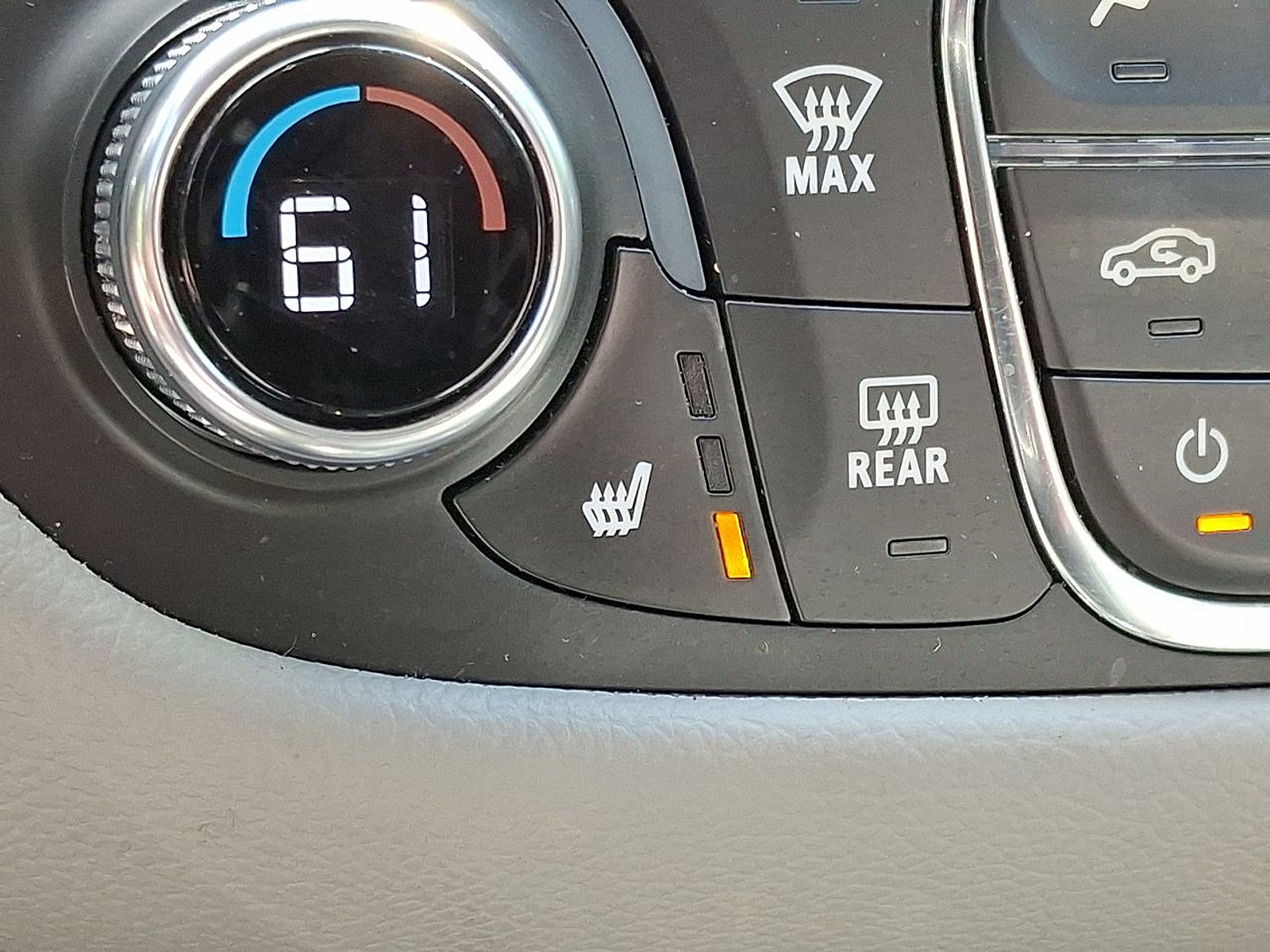 Used 2022 Chevrolet Equinox LT image 19