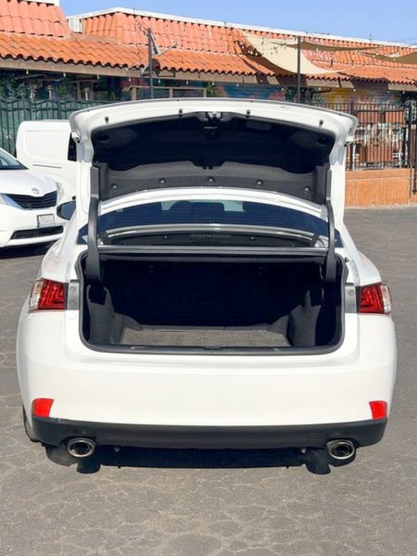 Used 2015 Lexus IS 250 image 8