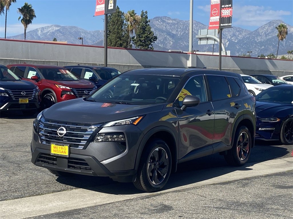 New 2026 Nissan Rogue SV image 5