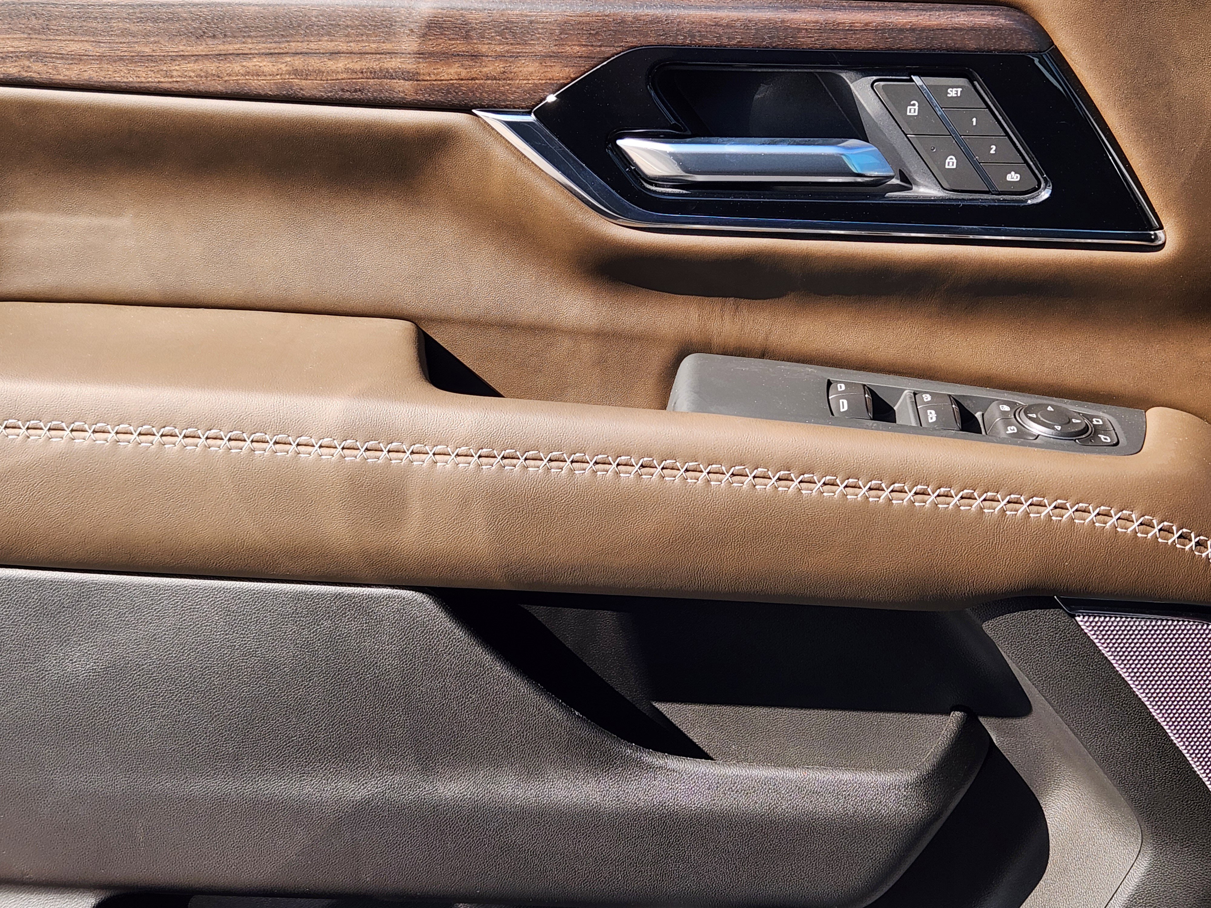 New 2026 GMC Yukon XL Denali Ultimate image 18