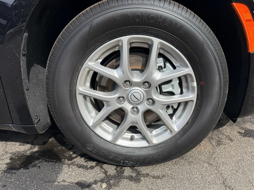 New 2026 Chrysler Pacifica Select FWD image 60