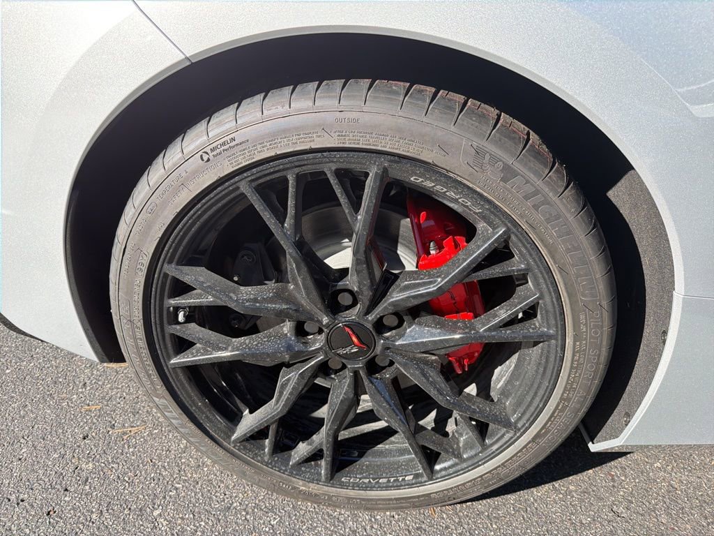 New 2026 Chevrolet Corvette Stingray Coupe w/ Battery Protection Package image 29