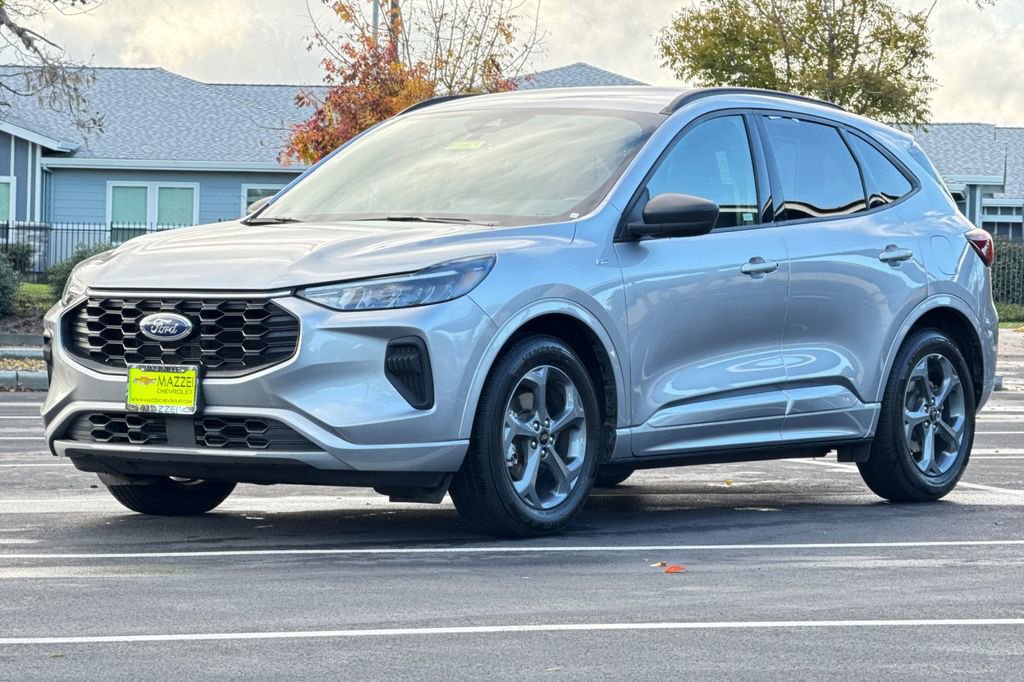 Used 2024 Ford Escape ST-Line image 14