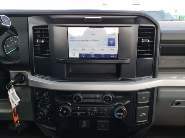 New 2026 Ford F250 XL w/ XL Chrome Package image 18