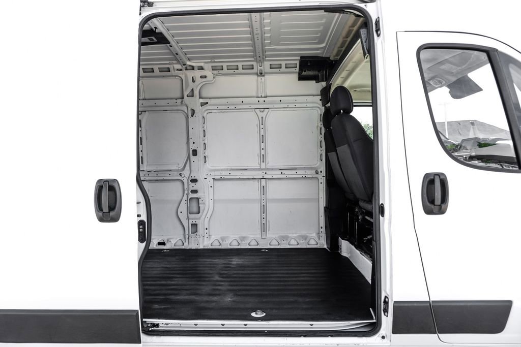 Used 2023 RAM ProMaster 2500 image 34