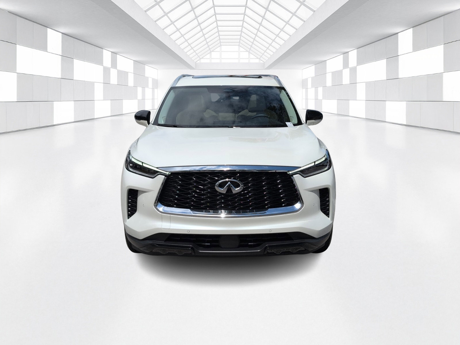 Used 2023 INFINITI QX60 Luxe w/ Performance Audio Package FWD image 2