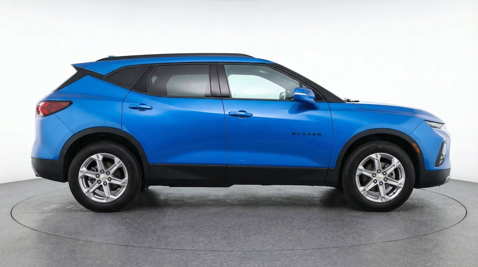 Used 2025 Chevrolet Blazer LT image 11