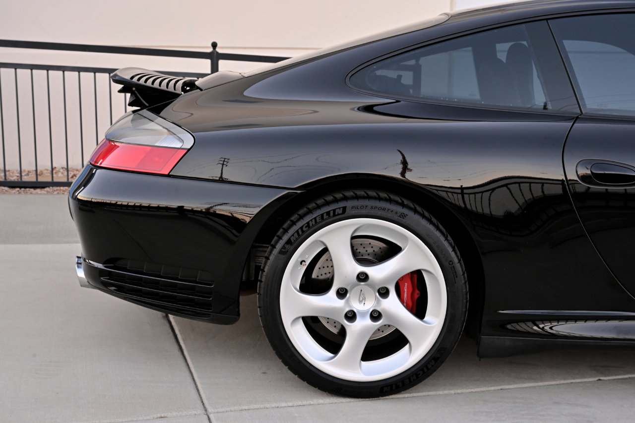 Used 2004 Porsche 911 Carrera 4S AWD/4WD image 36