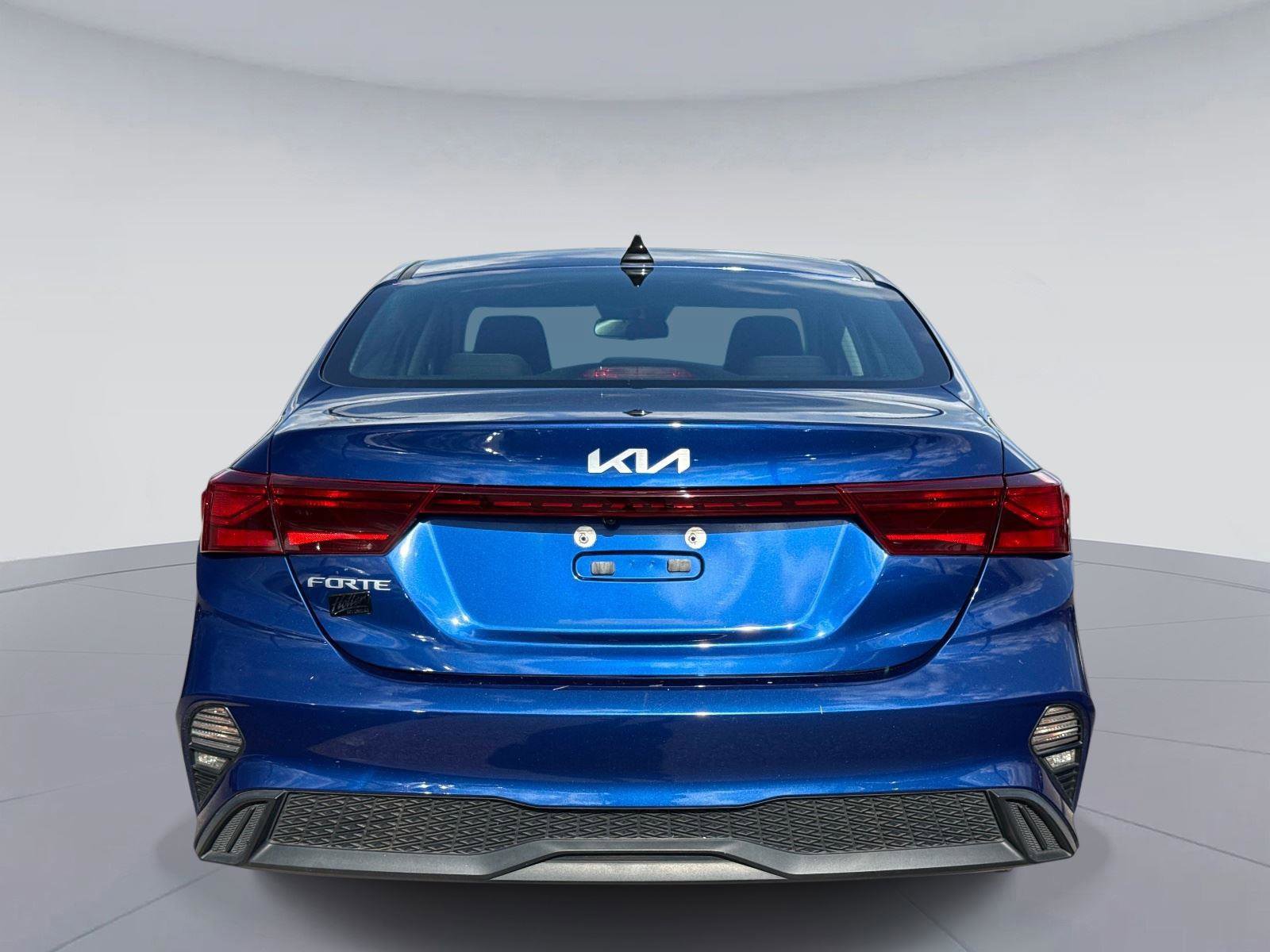 Used 2023 Kia Forte LXS FWD image 4