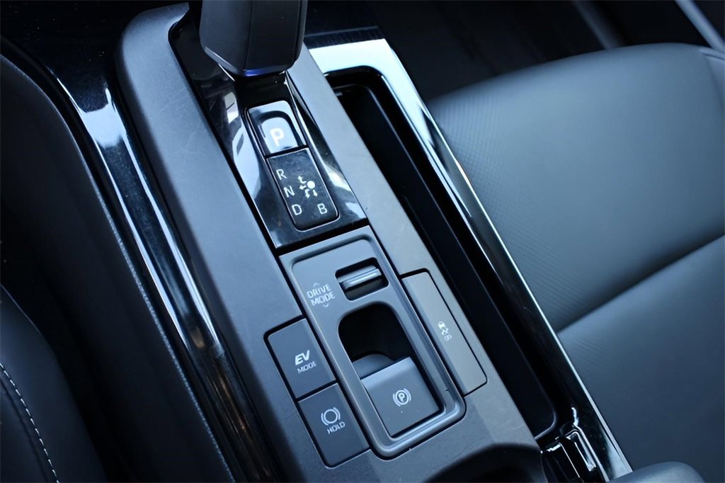 Certified 2023 Toyota Prius XLE image 15