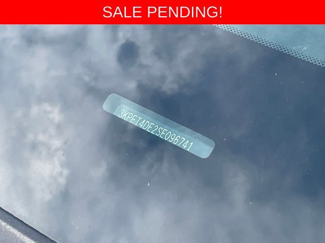 Used 2025 Kia K4 LXS image 31