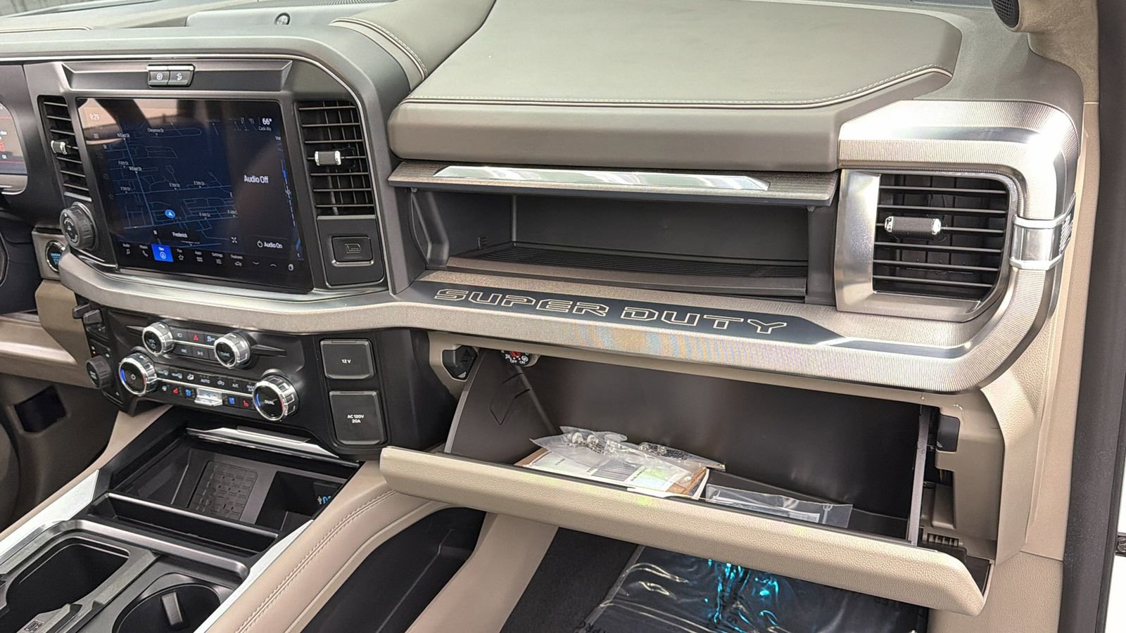 Used 2026 Ford F450 Platinum w/ Platinum Plus Package image 41