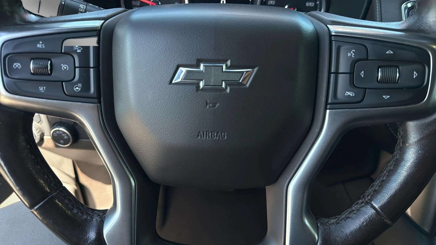 Used 2021 Chevrolet Tahoe Z71 w/ Z71 Off-Road Package AWD/4WD image 13