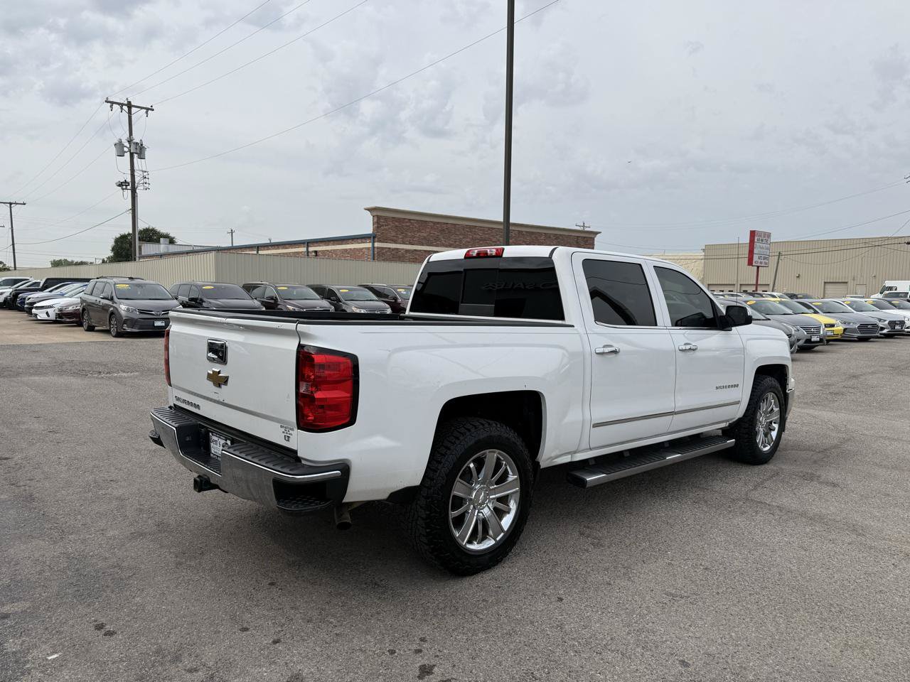 Used 2015 Chevrolet Silverado 1500 LTZ RWD image 6