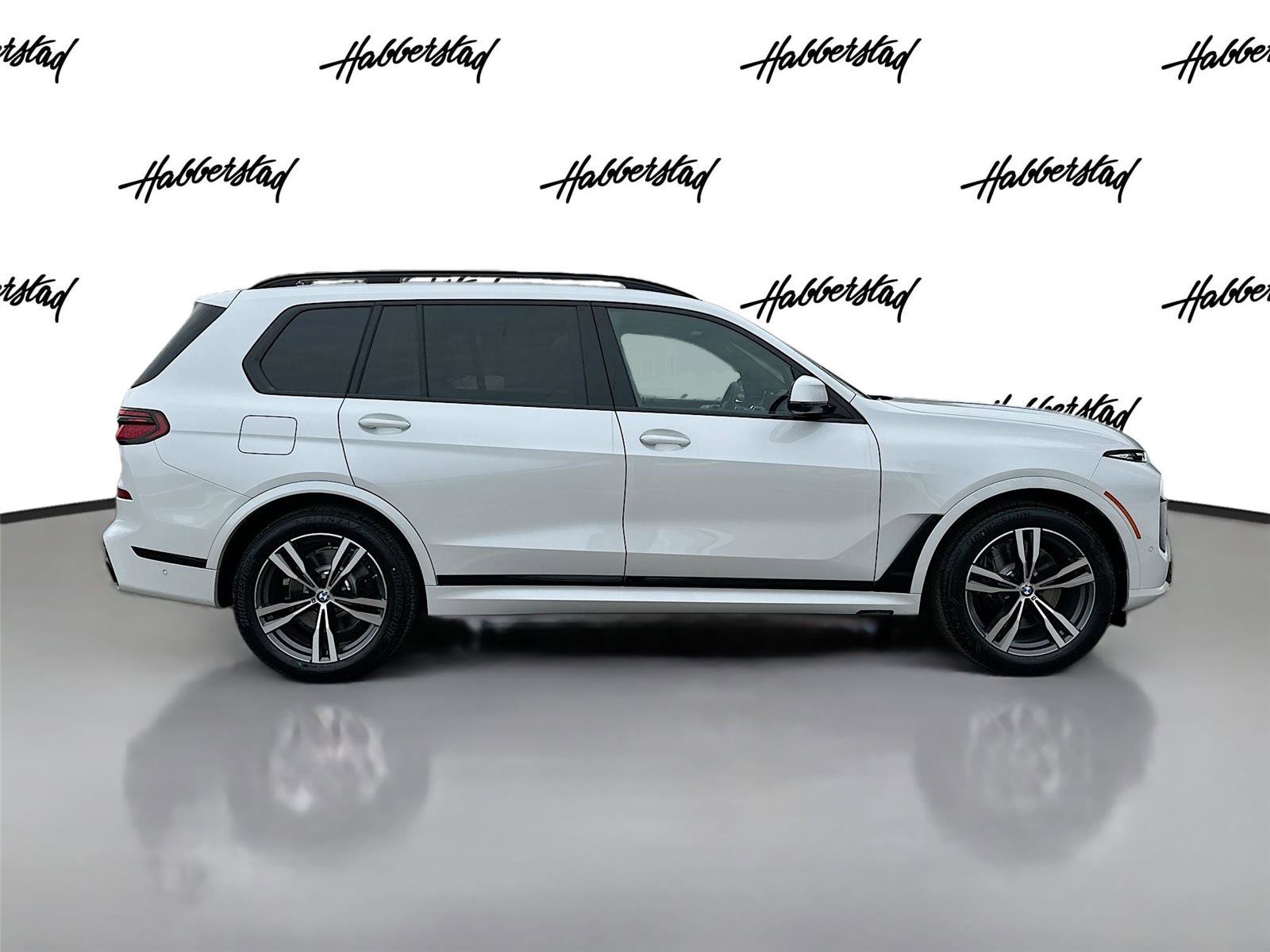 New 2026 BMW X7 xDrive40i w/ M Sport Package image 4