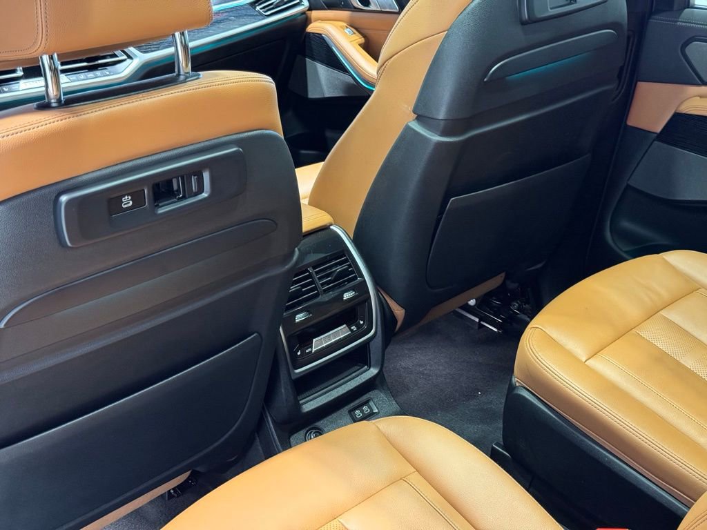 Certified 2022 BMW X7 M50i image 21