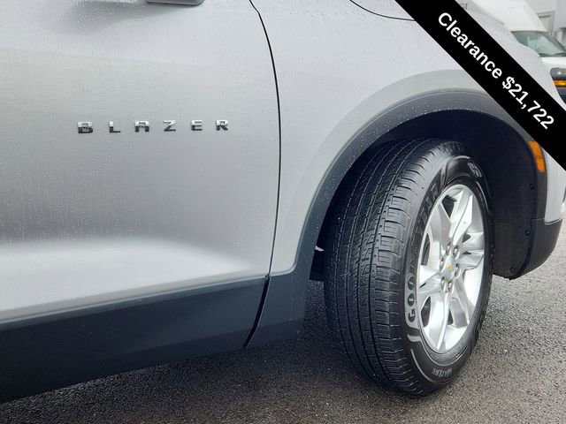 Used 2022 Chevrolet Blazer LT image 17