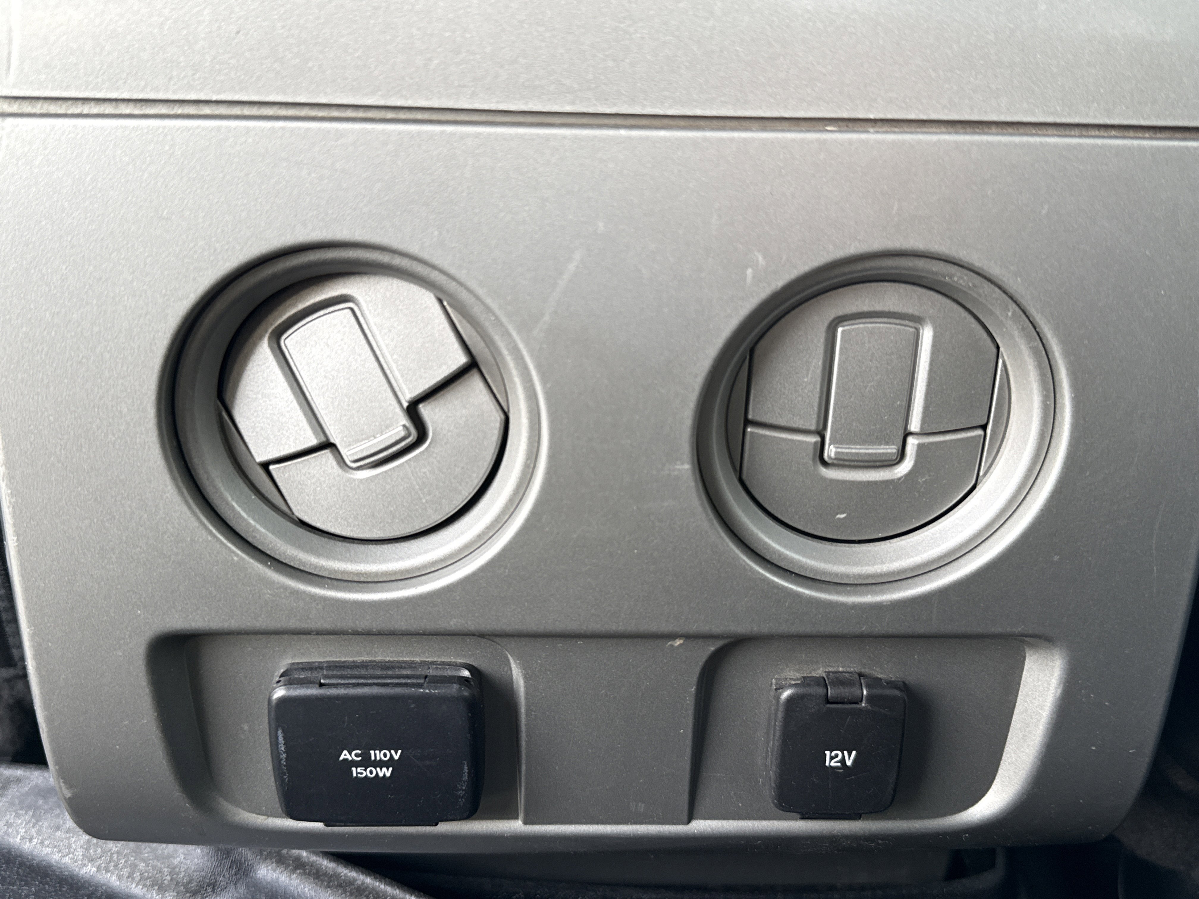 Used 2012 Ford F150 Lariat w/ Lariat Chrome Pkg image 26