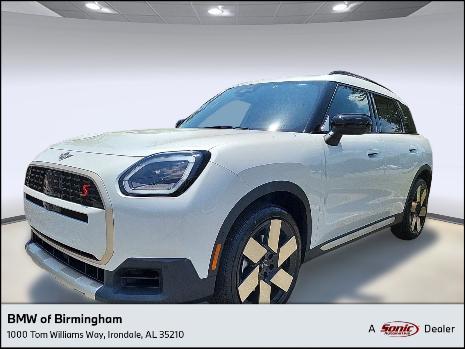 Used 2025 MINI Cooper Countryman S w/ Comfort Package Max image 1