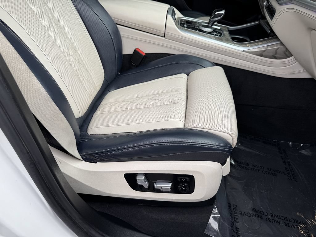 Used 2019 BMW X7 xDrive40i w/ Premium Package AWD/4WD image 44