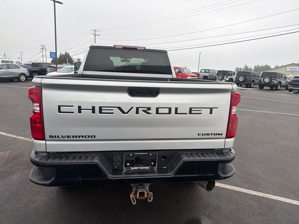 Used 2022 Chevrolet Silverado 2500 Custom w/ Custom Value Package image 6
