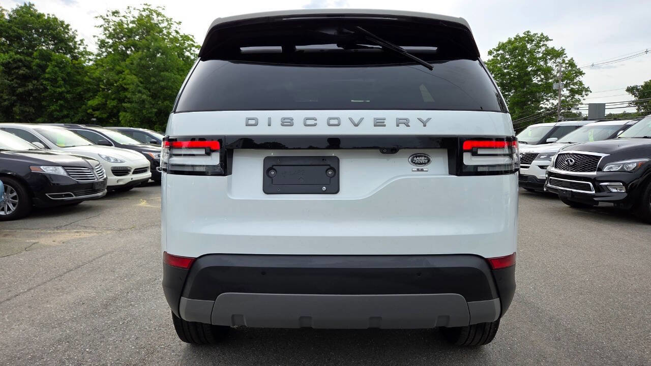 Used 2019 Land Rover Discovery SE AWD/4WD image 12