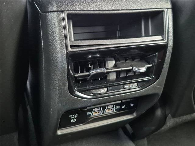 Used 2023 Jeep Grand Cherokee Overland AWD/4WD image 18